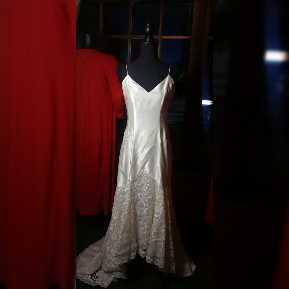 Vintage wedding gown